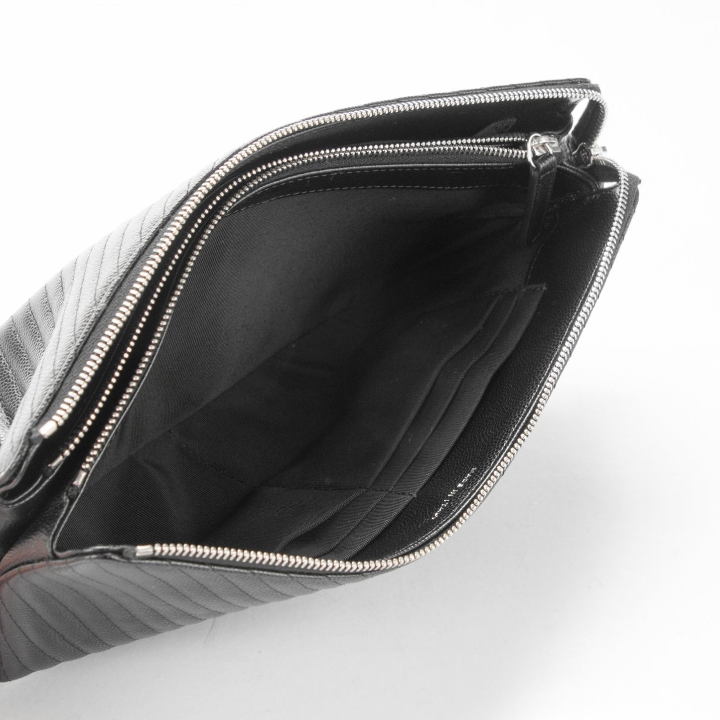 Caviar Chevron Quilted Large Zipped Clutch Black