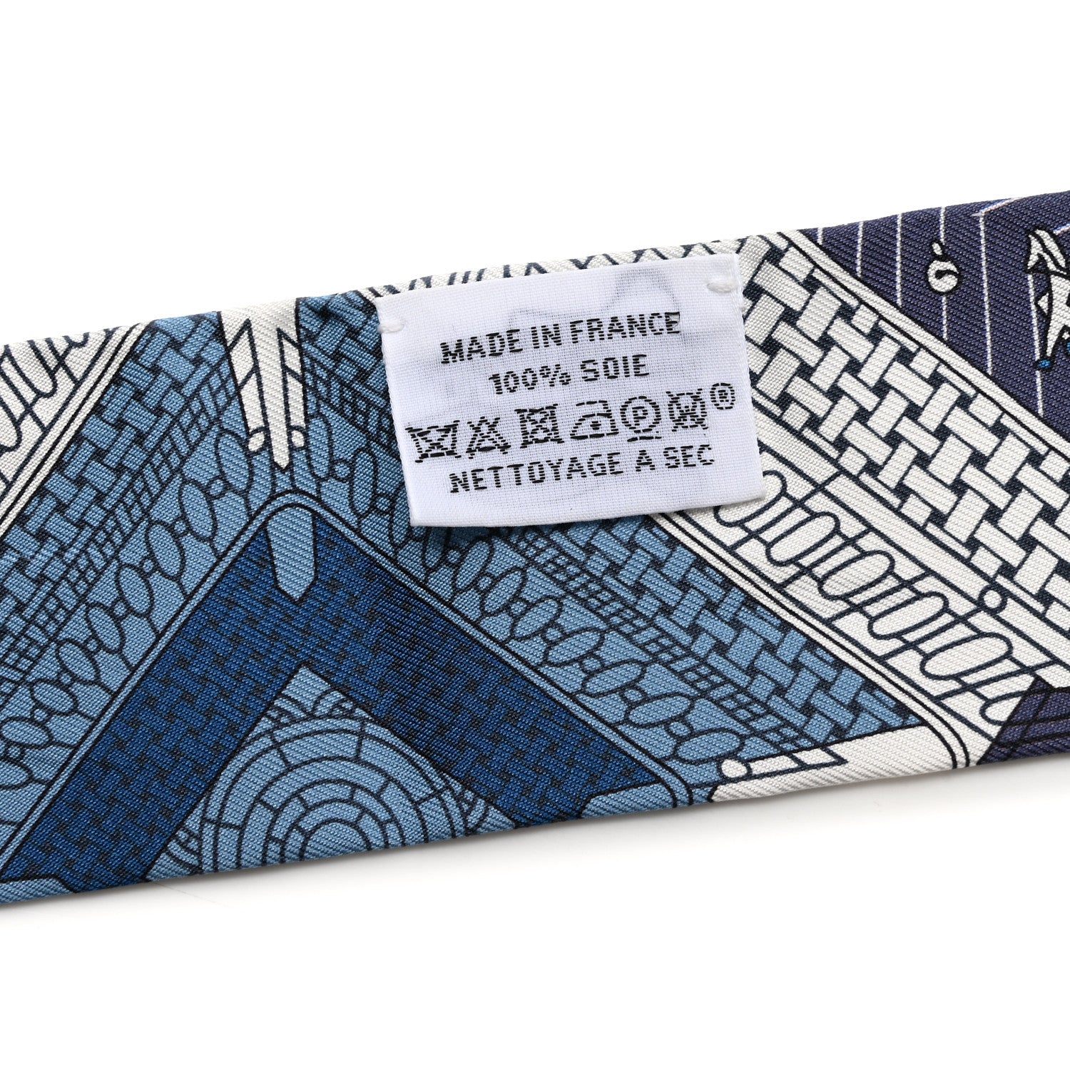 Hermes Silk Objets De Curiosite Twilly 3 of 4
