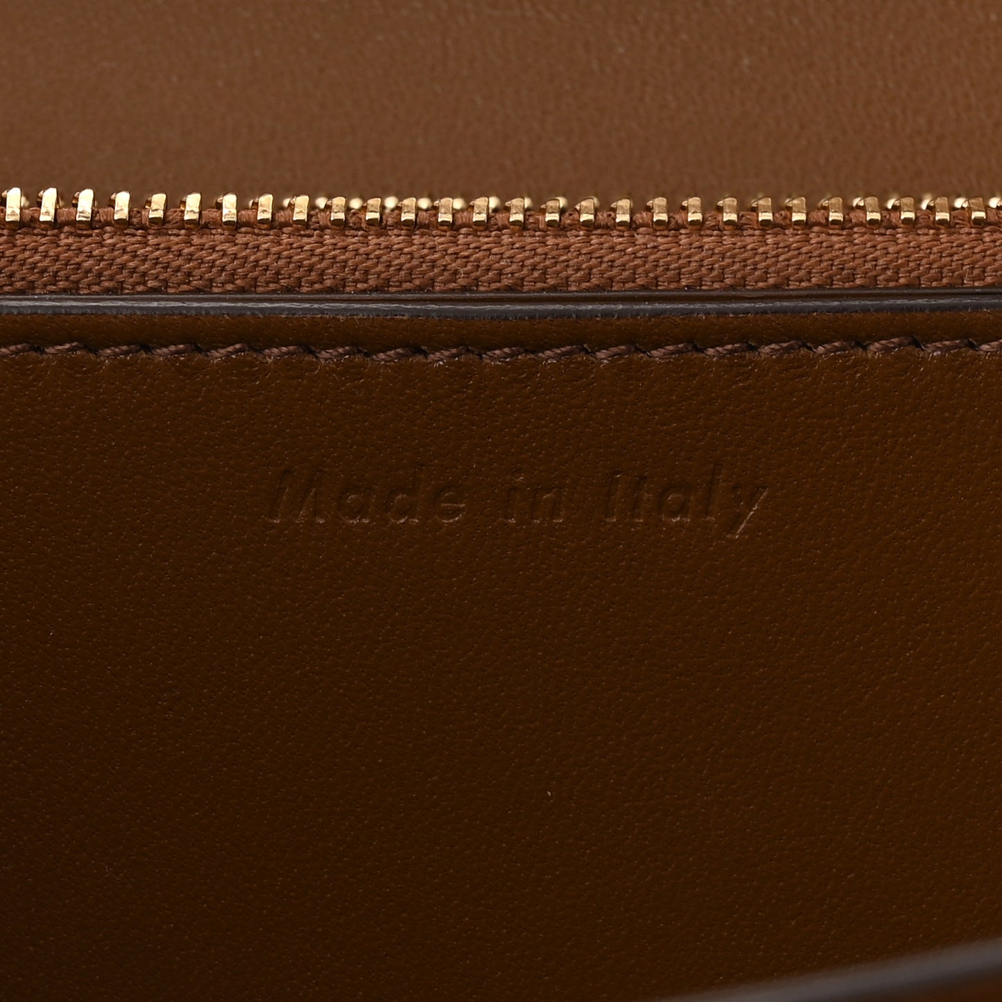 Box Calfskin Medium Classic Box Flap Bag Camel