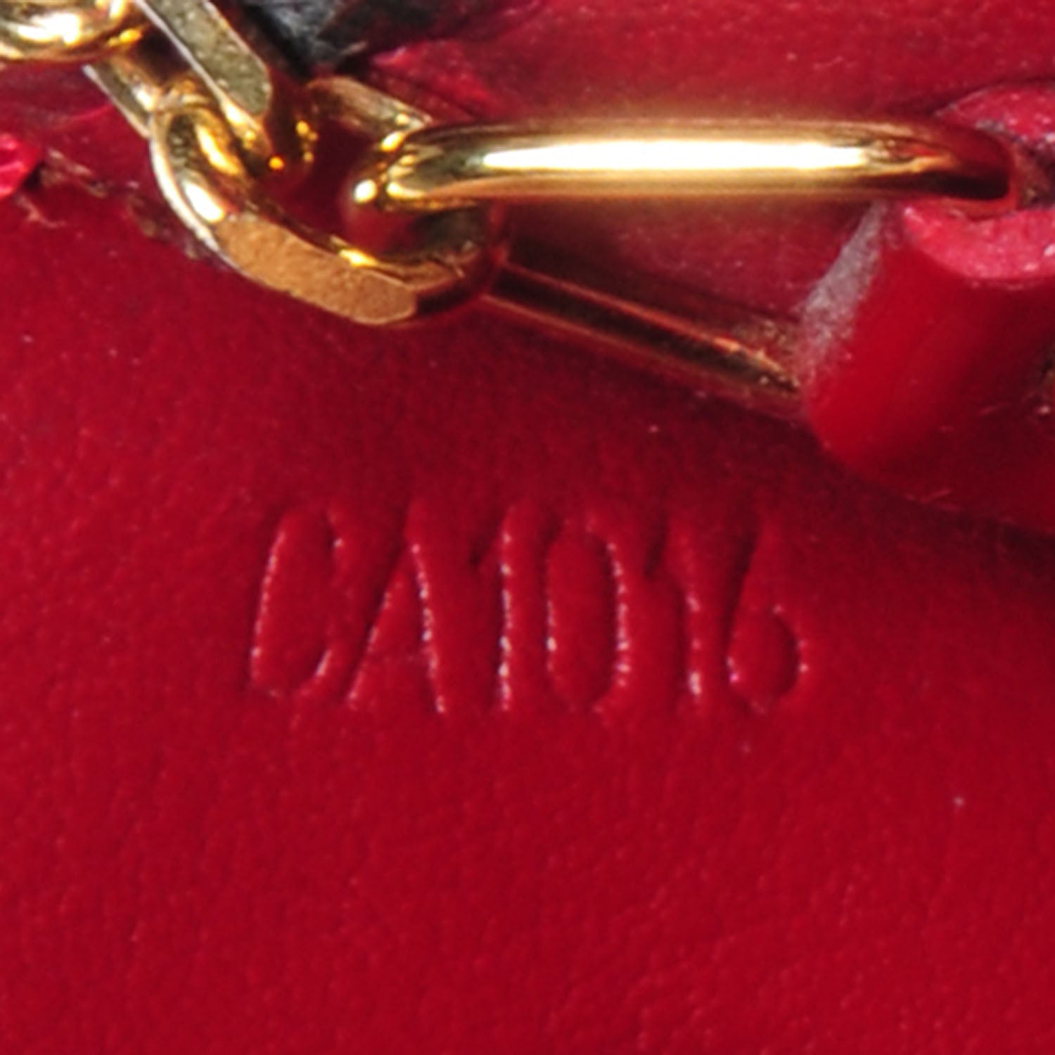 Louis Vuitton Vernis Key Pouch Pomme D'Amour 7 of 7