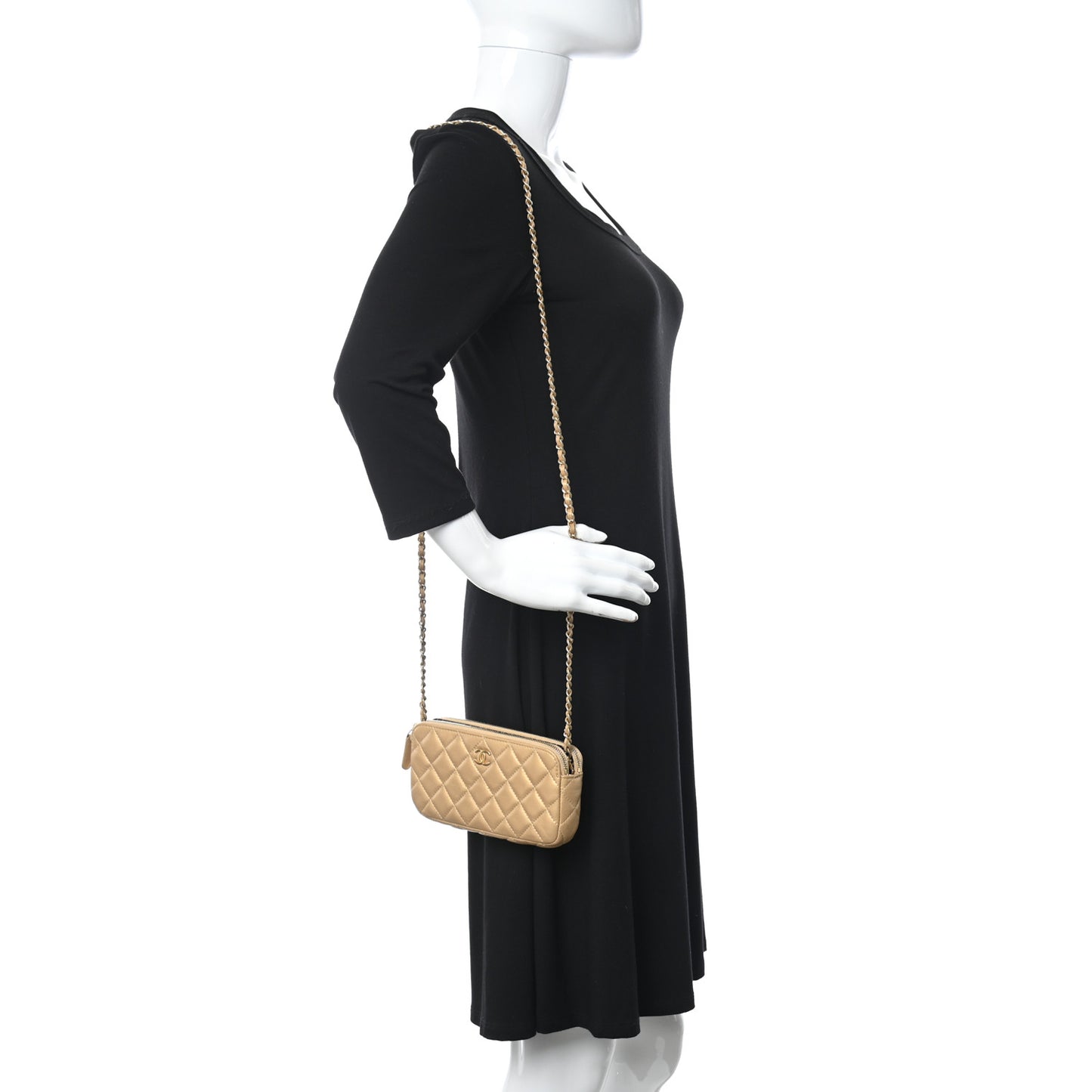 Metallic Lambskin Quilted Graffiti Small Clutch With Chain Gold