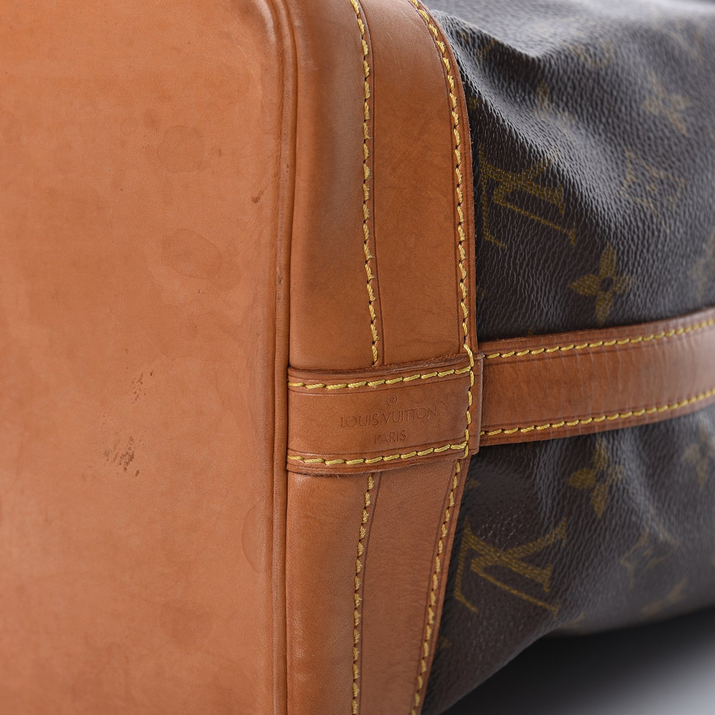 Monogram Noe