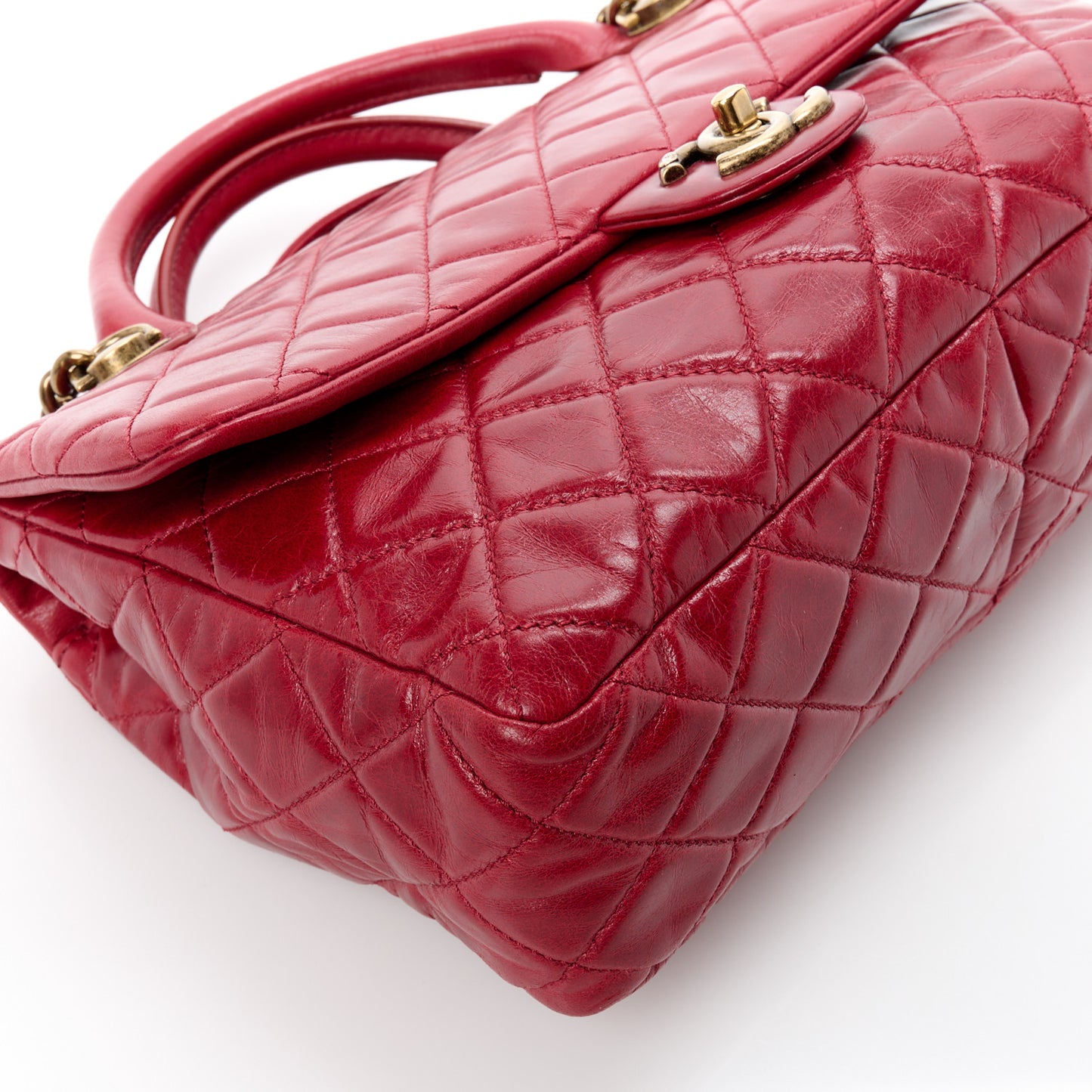 Glazed Calfskin Castle Rock Medium Flap Red