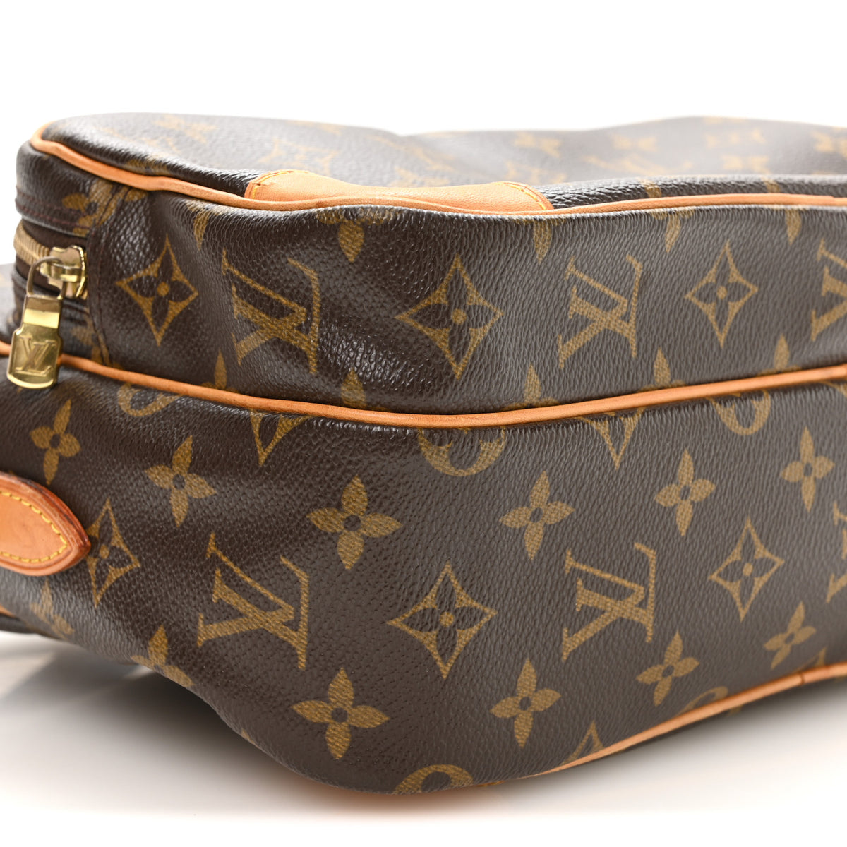 Louis Vuitton Monogram Nil 28 7 of 10