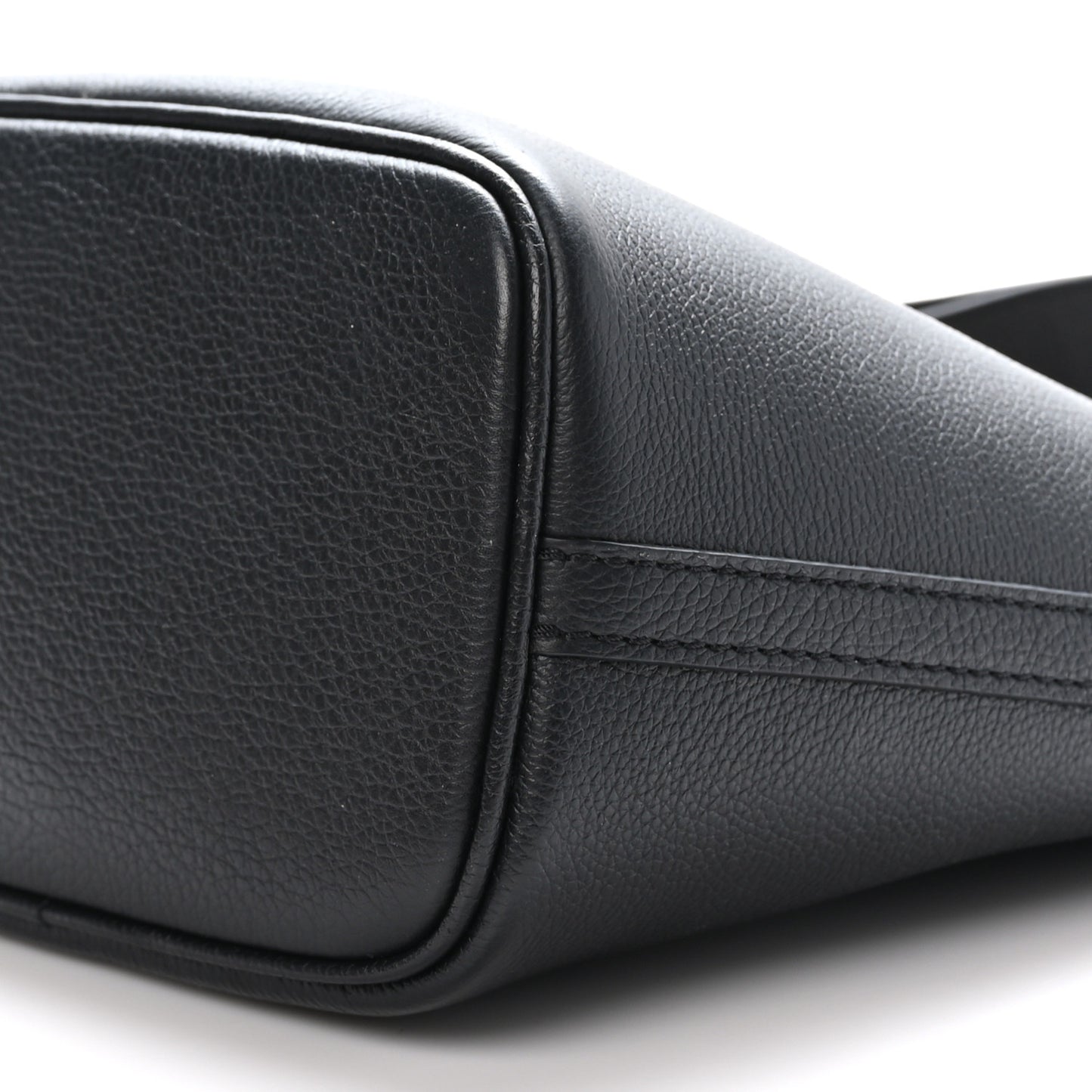 Calfskin Lock and Walk Bucket Black