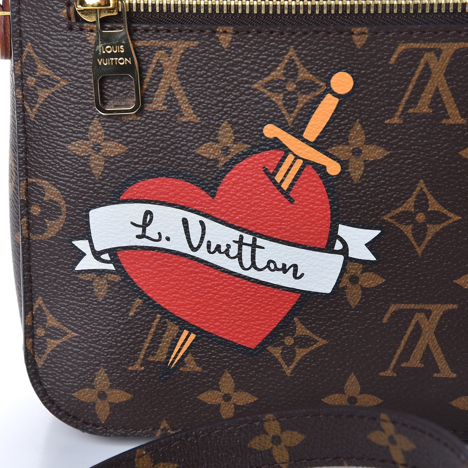 Louis Vuitton Monogram Patches Pochette Metis 7 of 9