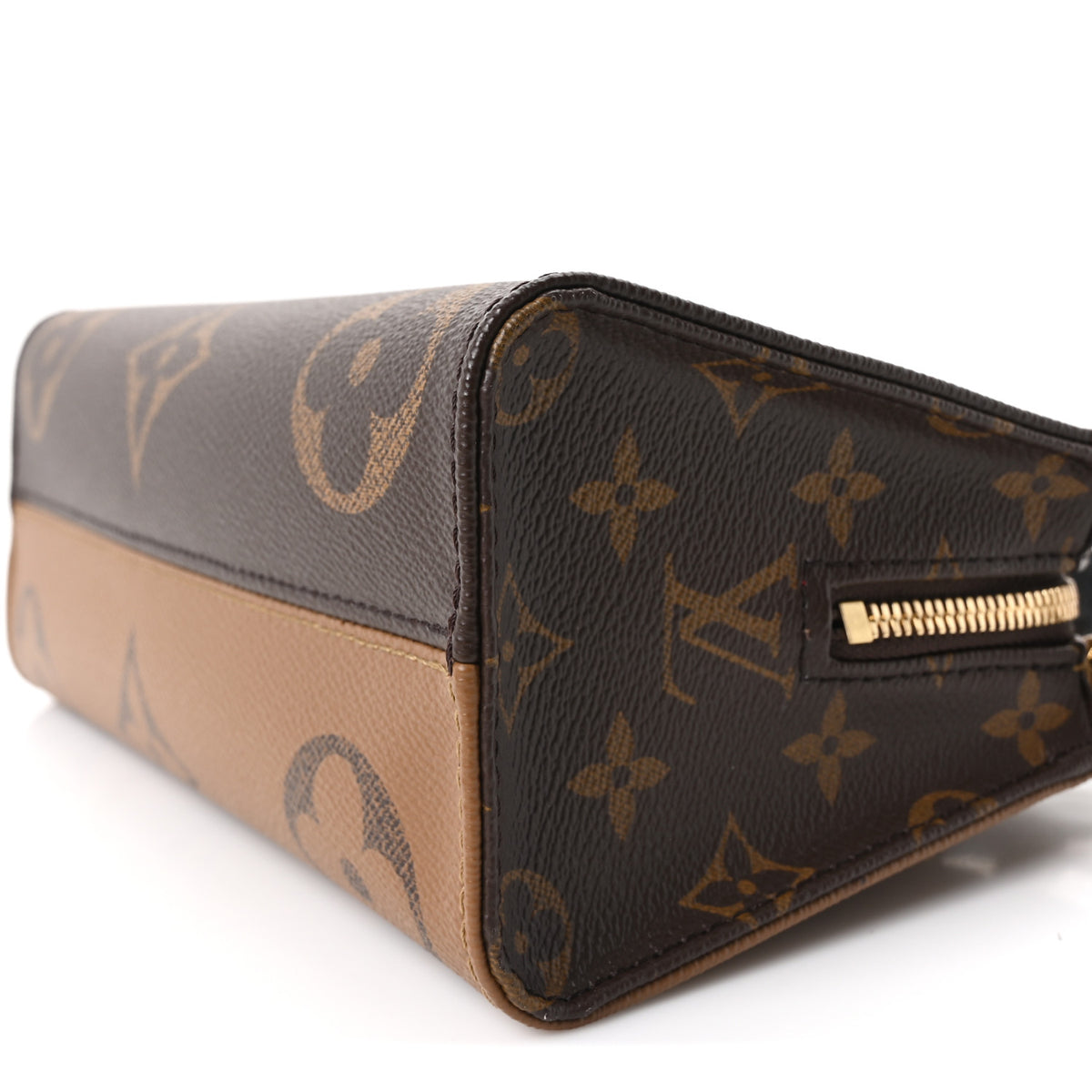 Louis Vuitton Reverse Monogram Giant OnTheGo East West Chain 16 of 17