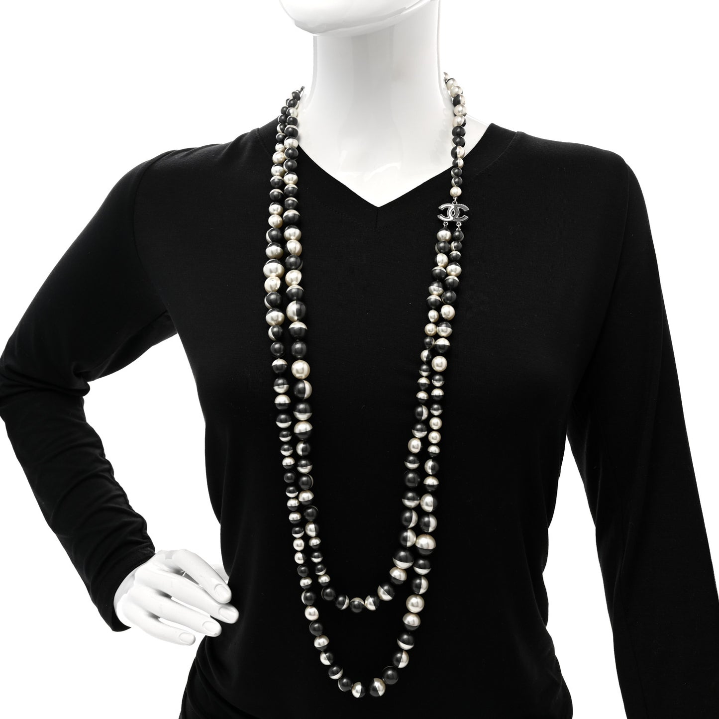 Pearl CC Long Necklace Ivory Black