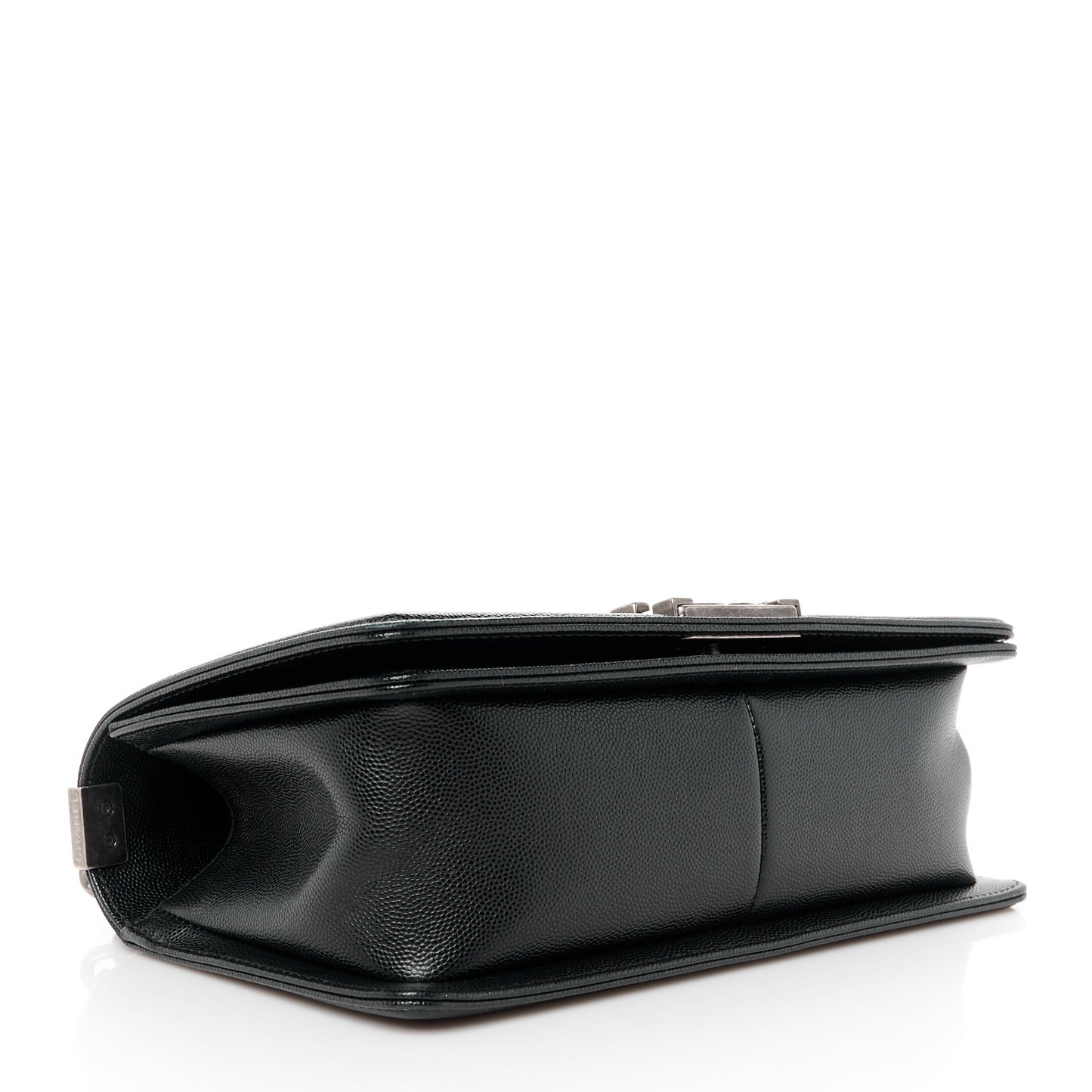 Caviar Quilted Medium Boy Flap Black