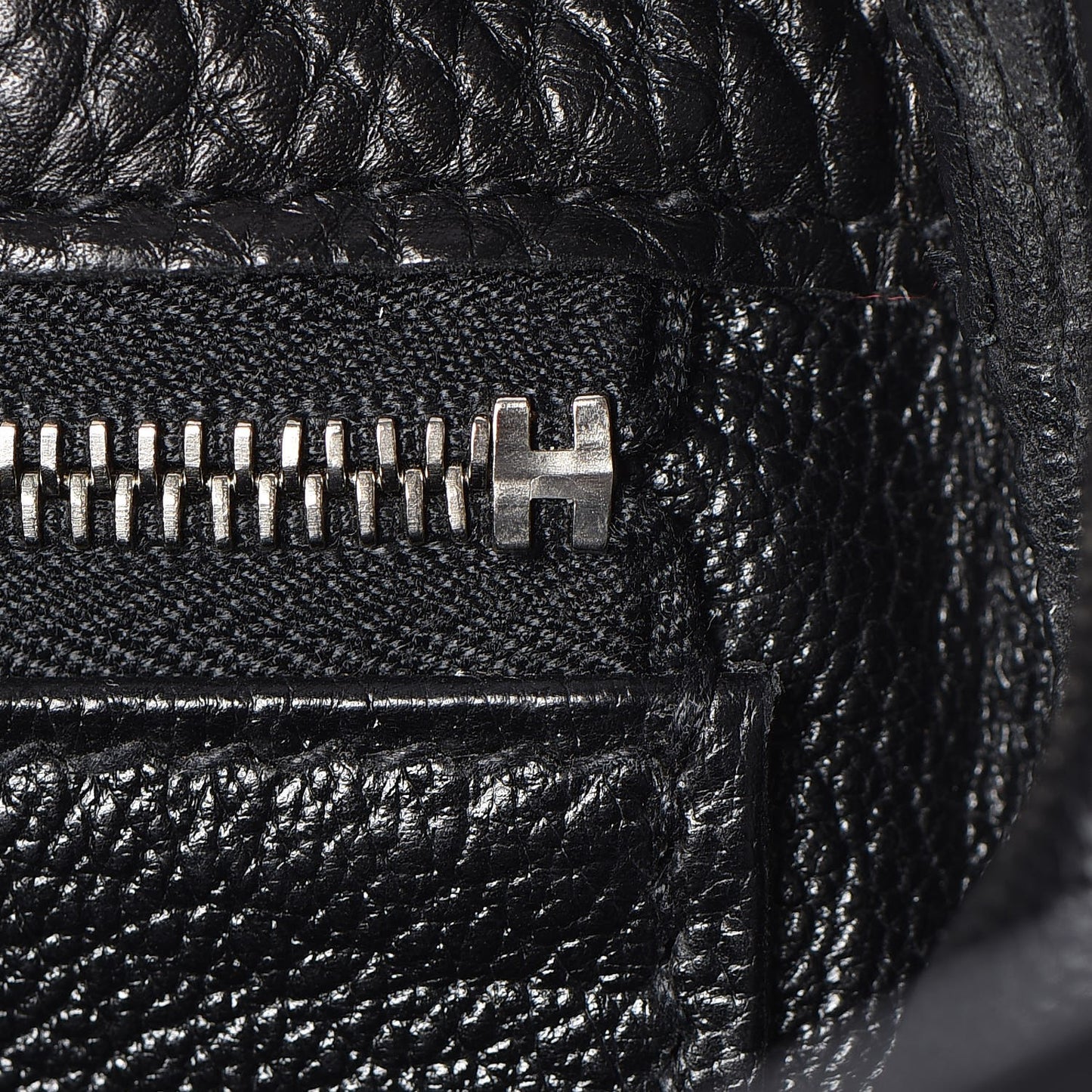 Togo Kelly Retourne 35 Black