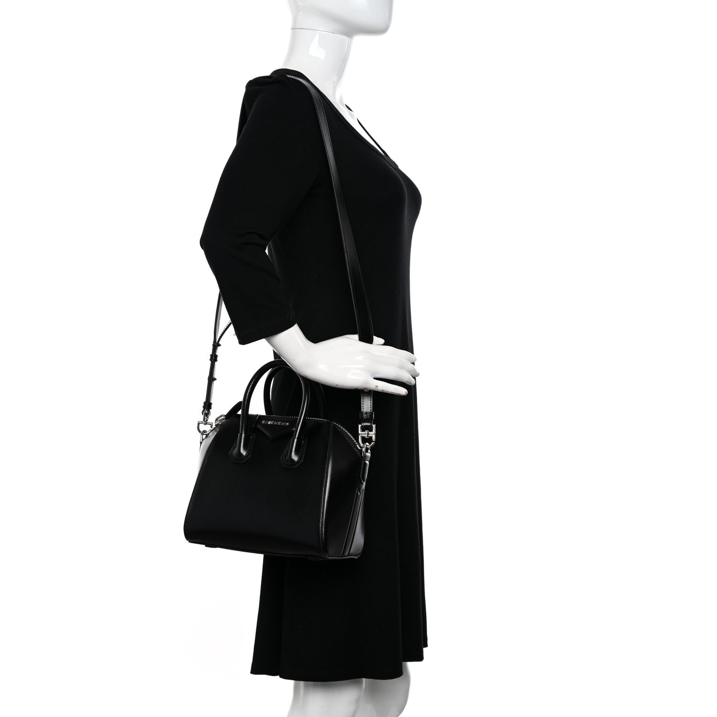Shiny Lord Calfskin Mini Antigona Black