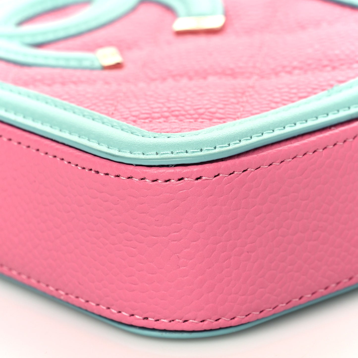 Caviar Quilted CC Filigree Clutch With Chain Pink Green Blue