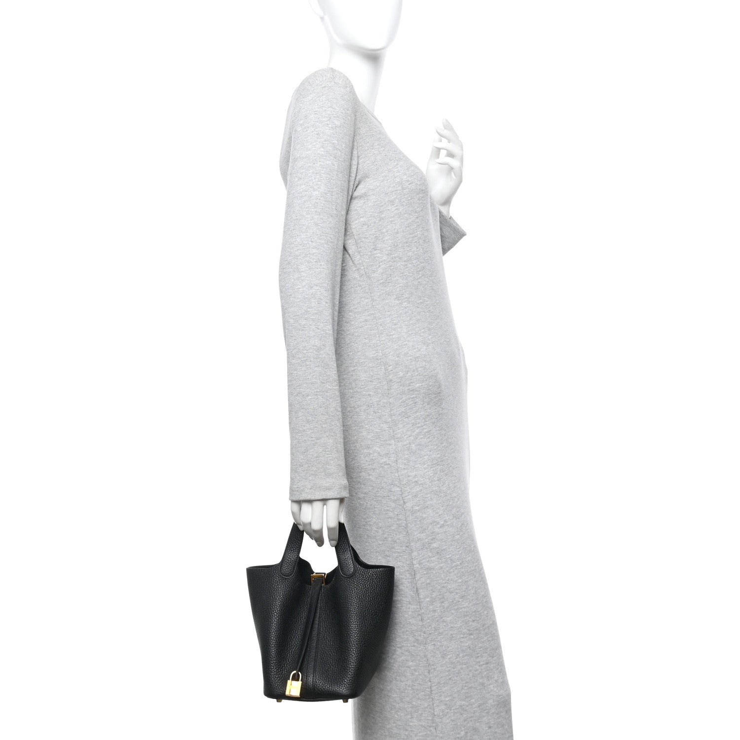 Hermes Taurillon Clemence Picotin Lock 18 PM Black 2 of 11