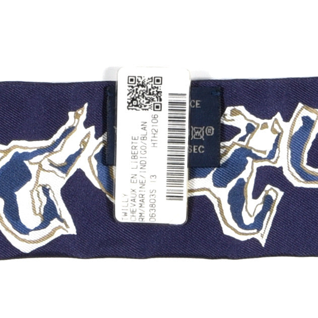 Silk Chevaux En Liberte Twilly Marine Indigo Blanc