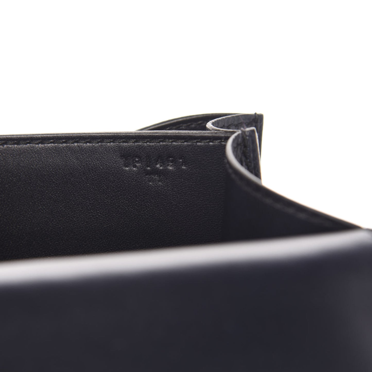 Epsom Constance 18 Bleu Indigo