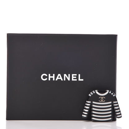 Chanel Resin Sweater CC Brooch Black White 6 of 6
