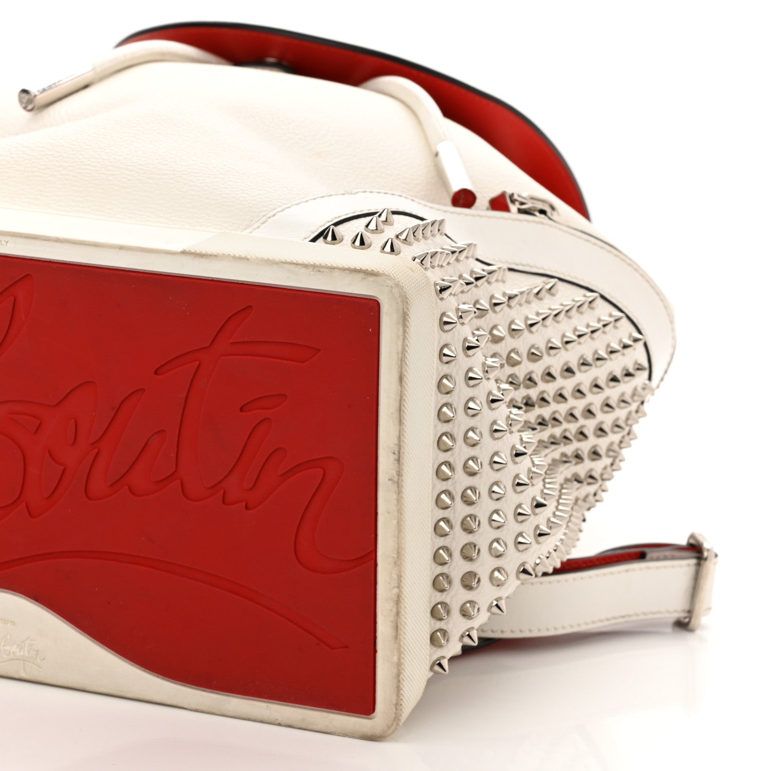 Christian Louboutin かごバッグ ホワイト・レッド Christian Louboutin Calfskin Spiked Explorafunk Backpack White