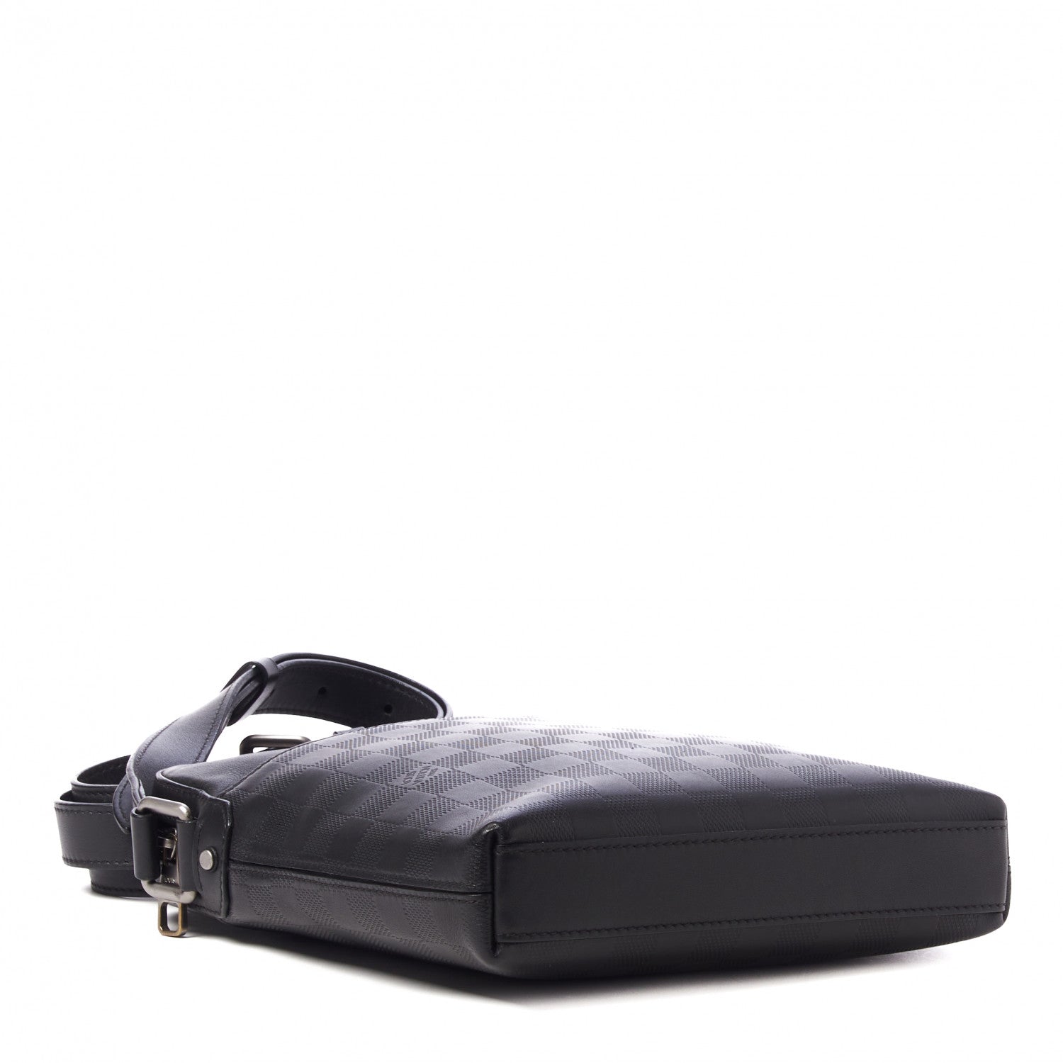 Louis Vuitton Damier Infini District Pochette Onyx 3 of 8