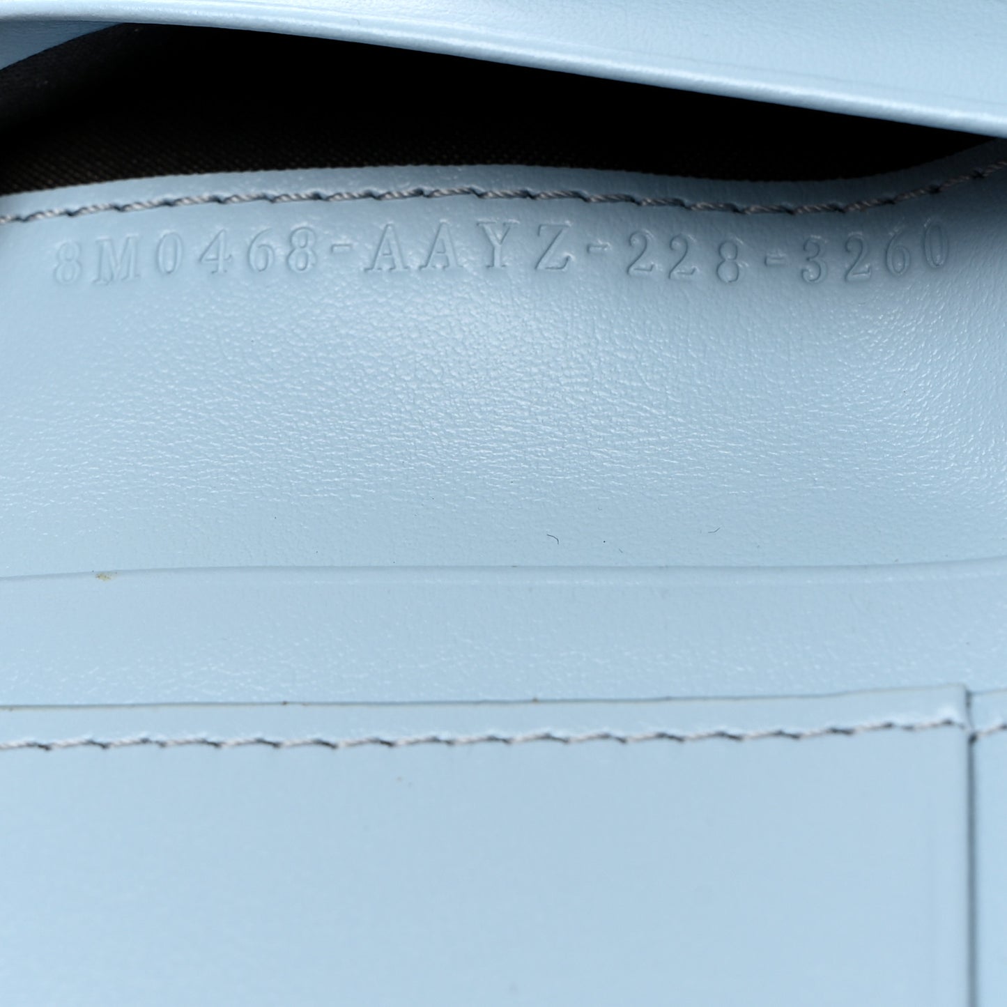 Vitello King Tamponato Logo Embossed Card Holder Wallet Azzurro Baby