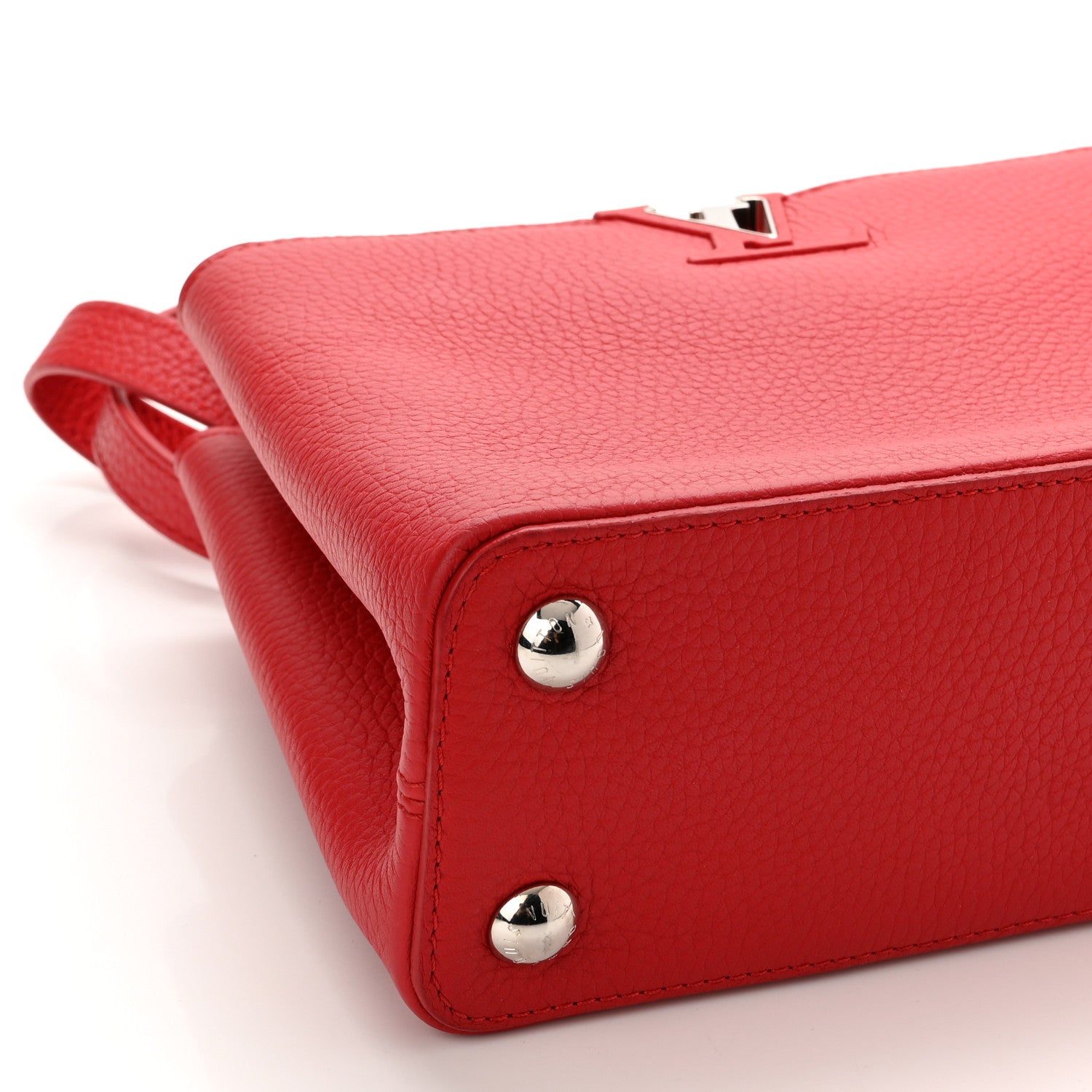 Louis Vuitton Taurillon Capucines BB Rubis 8 of 10