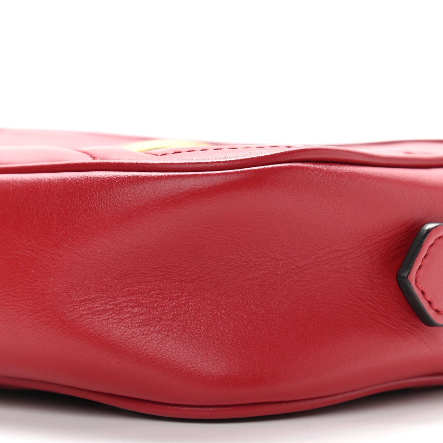 Calfskin Matelasse Mini GG Marmont Chain Shoulder Bag Hibiscus Red