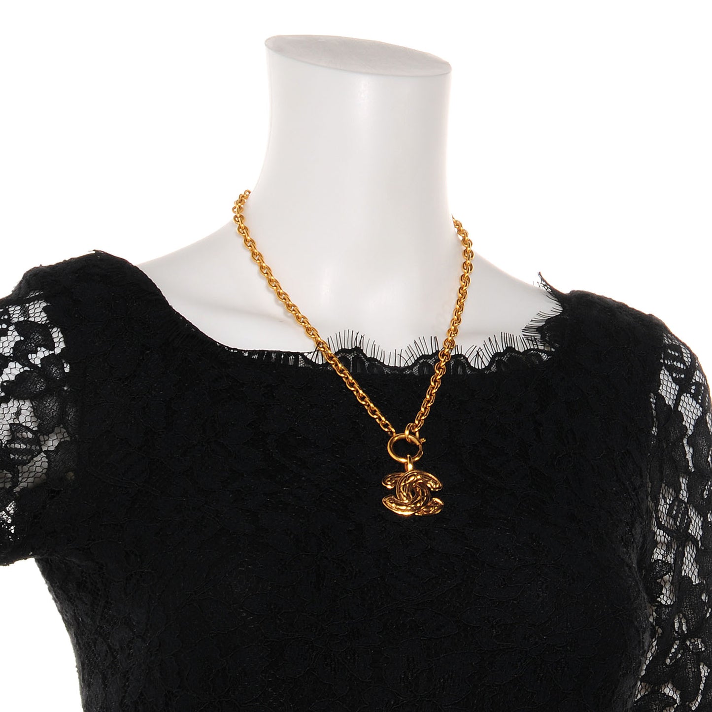 Quilted CC Necklace Gold