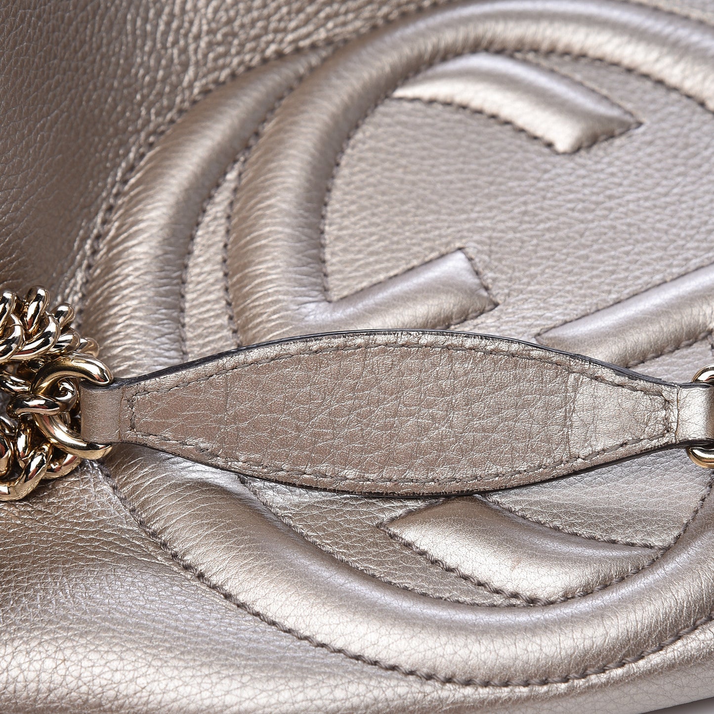Metallic Pebbled Calfskin Medium Soho Chain Shoulder Bag Golden Beige
