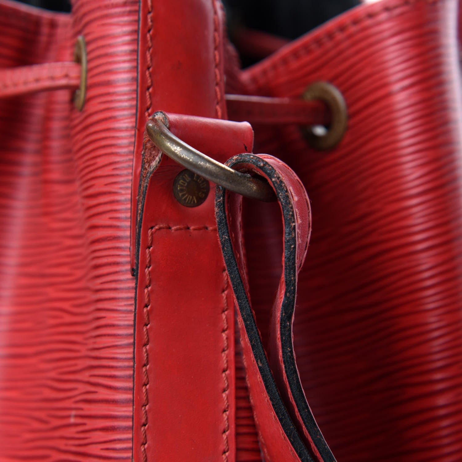 Louis Vuitton Epi Noe Castillan Red 10 of 14