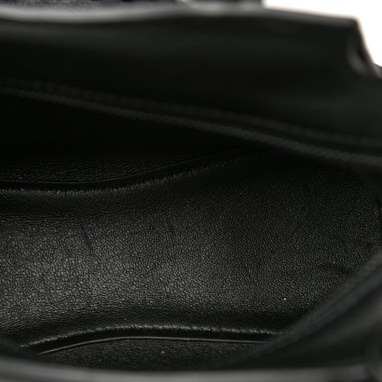 Smooth Calfskin Neo Classic Black Hardware Mini City Black