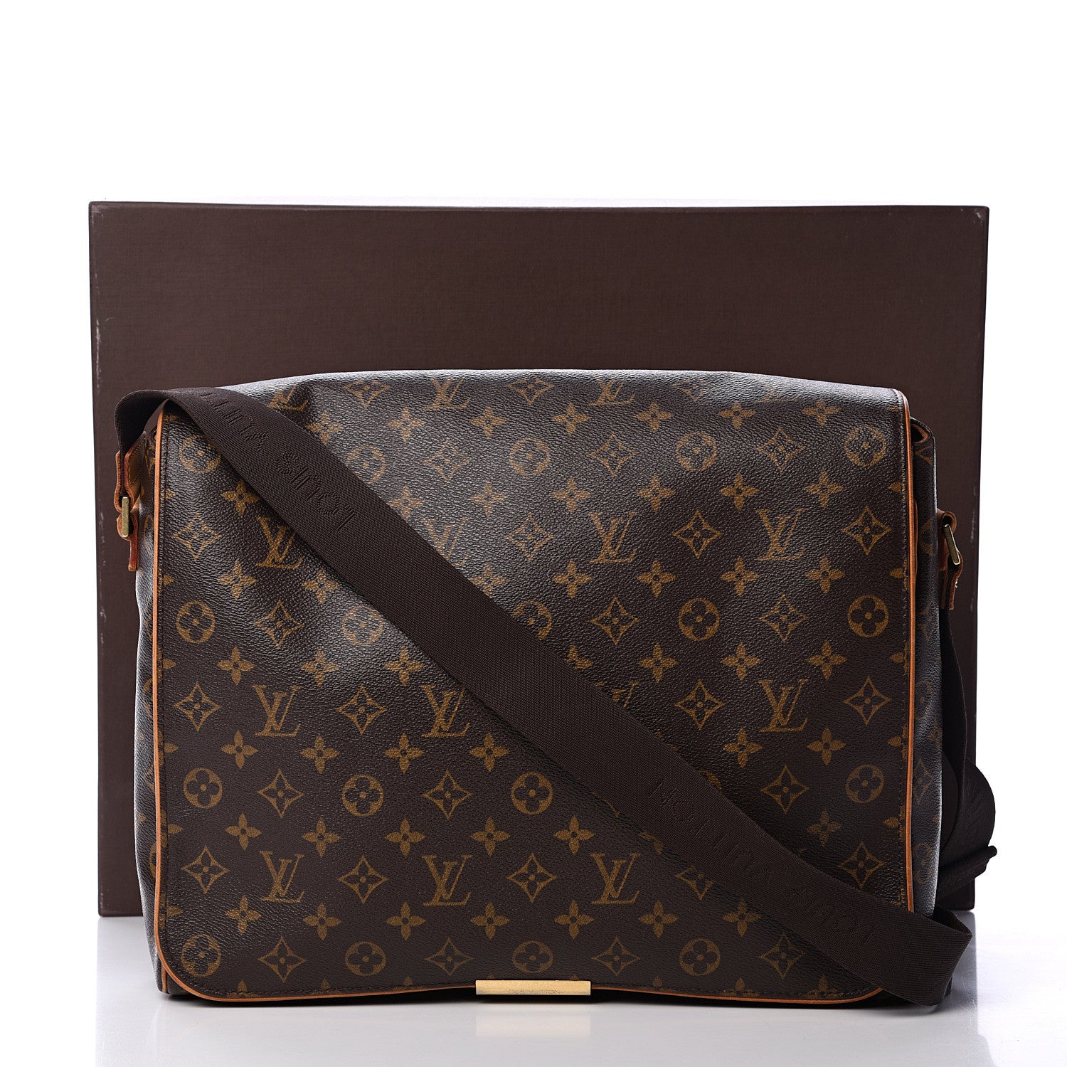 Louis Vuitton Monogram Abbesses Messenger Bag 19 of 19