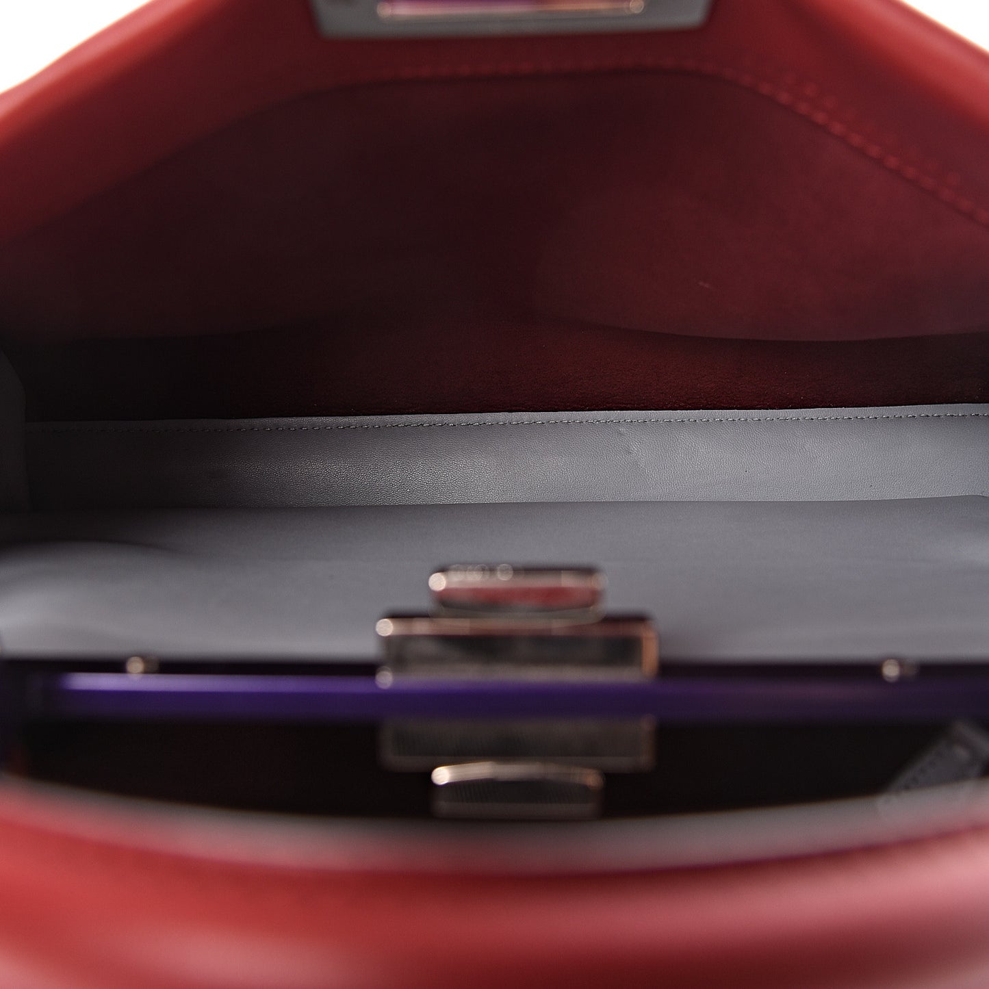 Vitello Seta Shiny Nappa Medium Peekaboo Iconic Satchel Ribes Azzurro Polvere