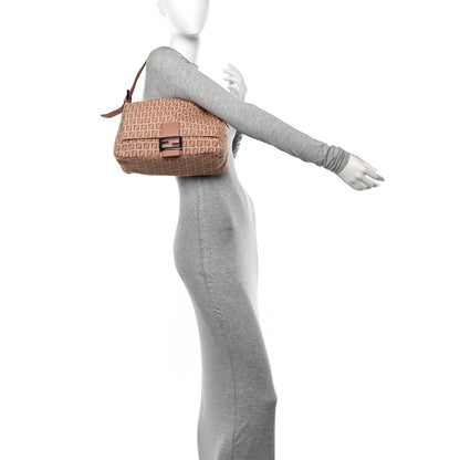 Fendi Zucchino Vitello Mama Baguette Beige Bruciato Bois de Rose 2 of 10