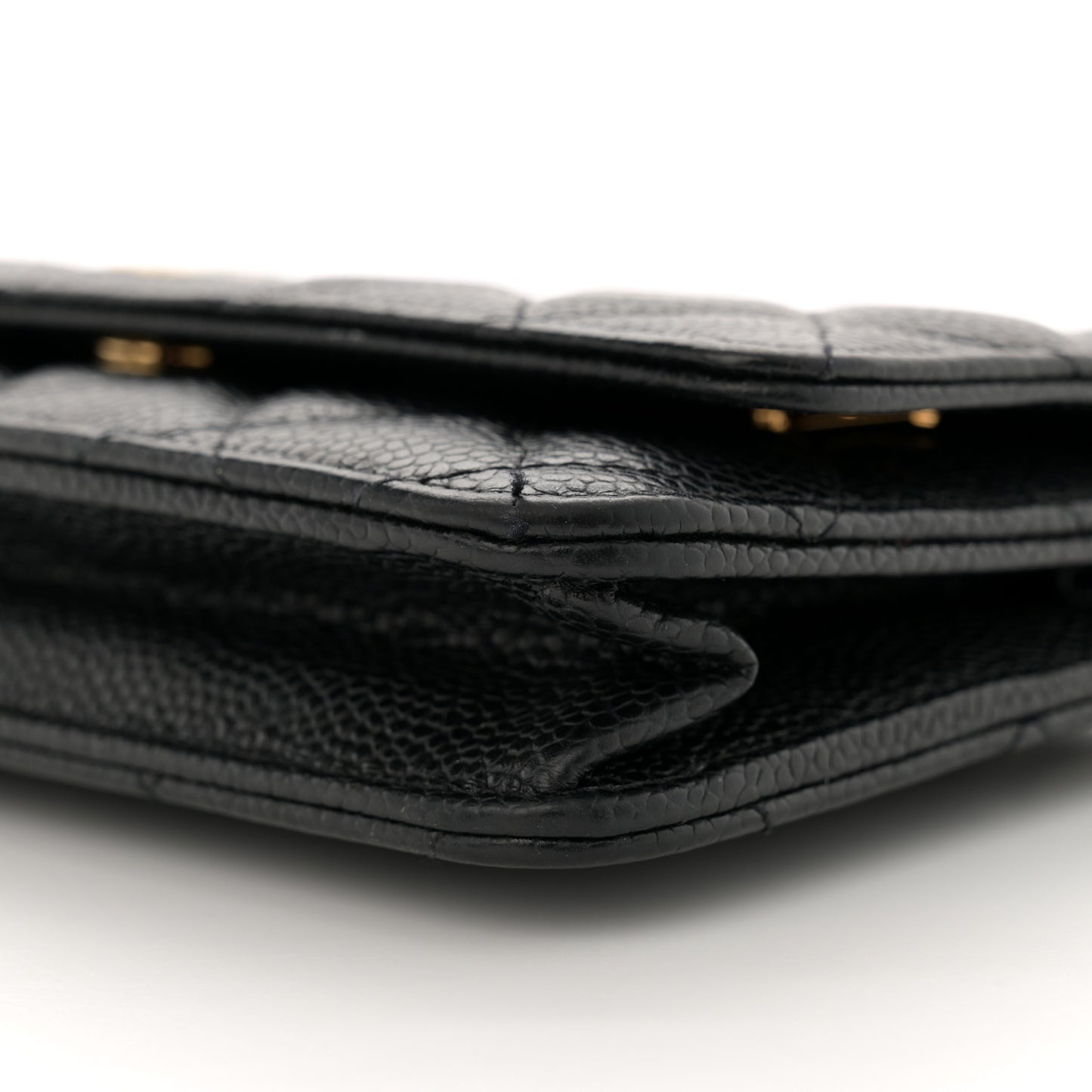 Caviar Quilted Wallet on Chain WOC Black