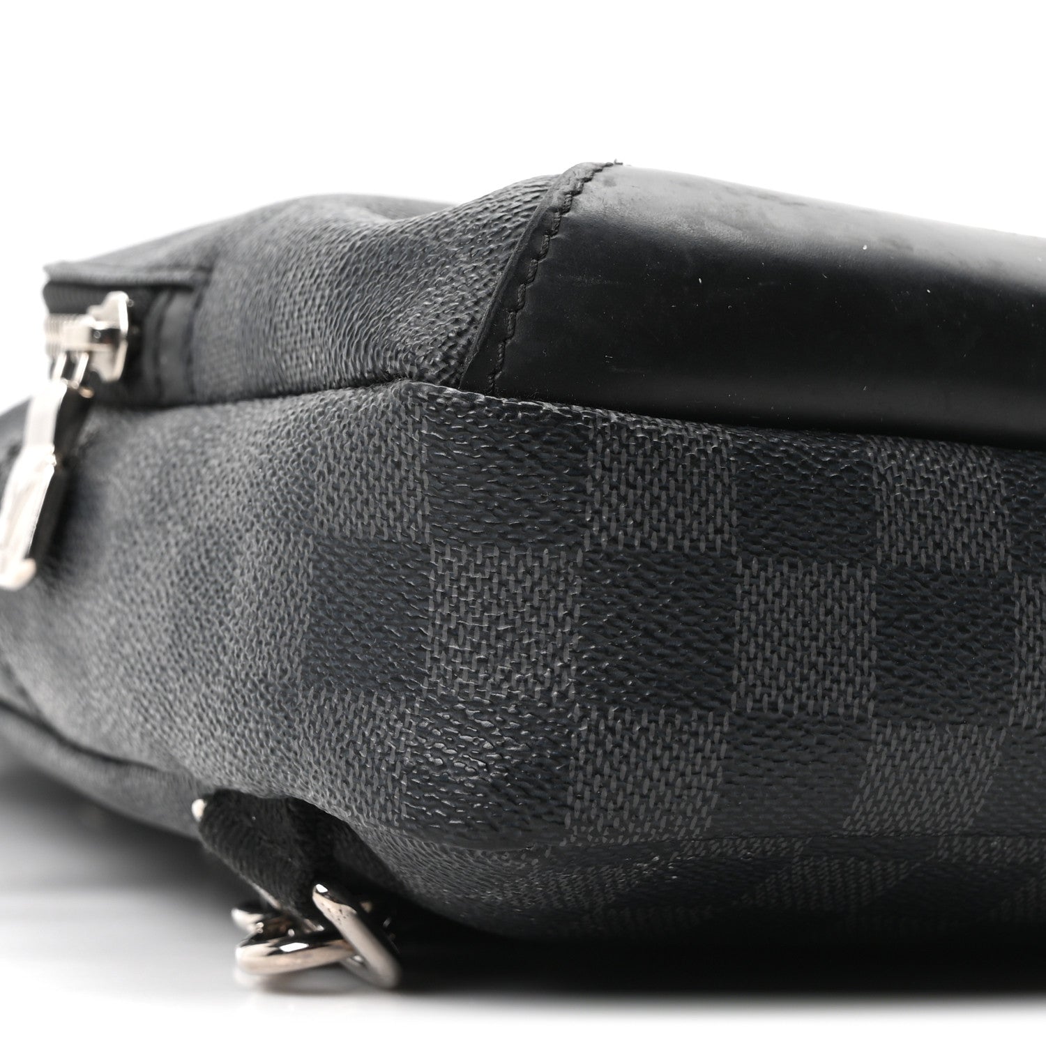 Louis Vuitton Damier Graphite Avenue Sling Bag 8 of 9