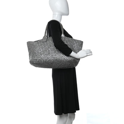 Bottega Veneta Metallic Nappa Intrecciato Medium Moon Cabat Silver 2 of 12