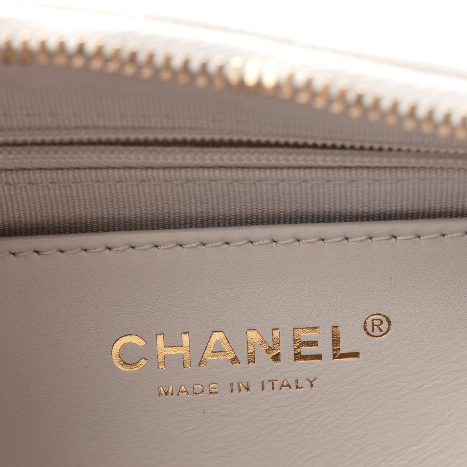 Chanel Shiny Lambskin Quilted Large Trendy Pockets Hobo Light Grey 6 of 11