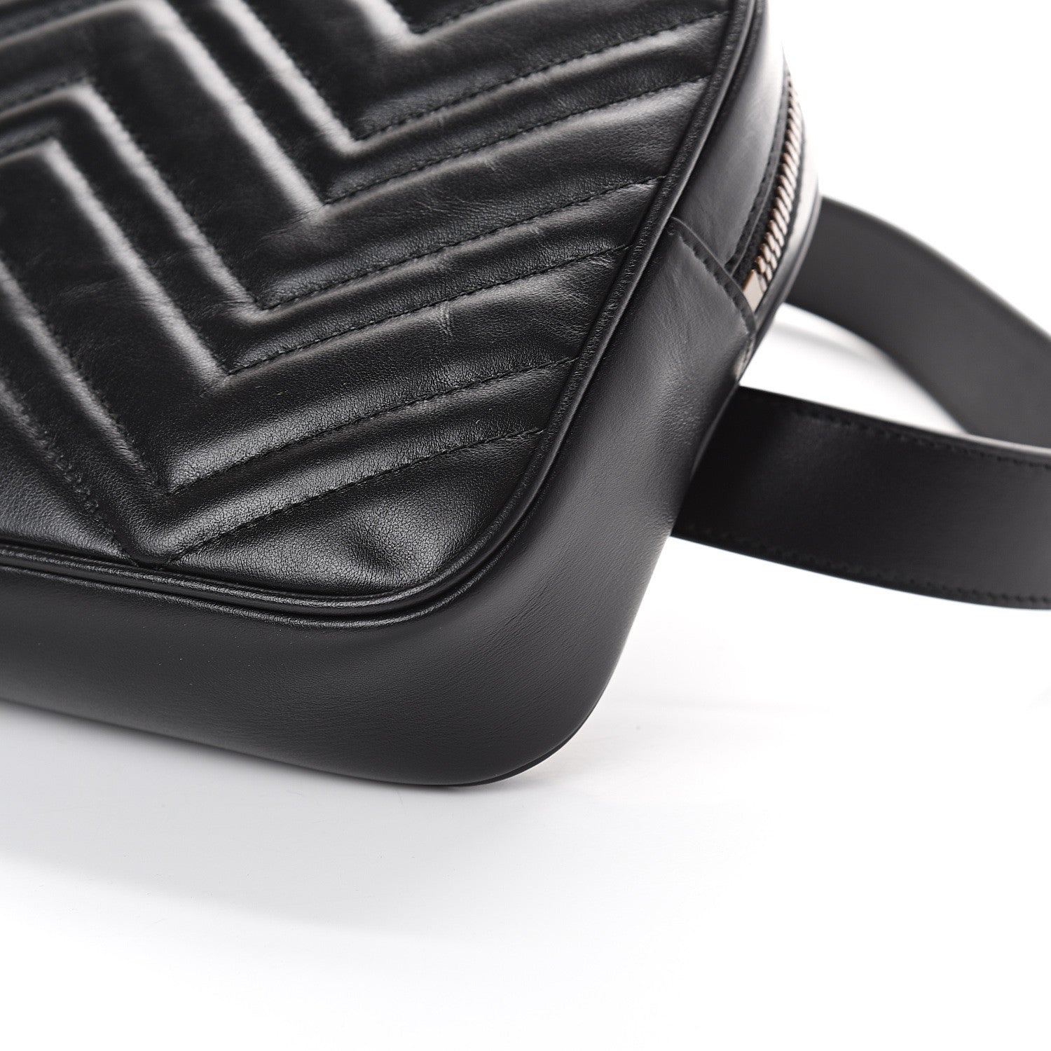 Gucci Calfskin Matelasse Mens GG Marmont Belt Bag 90 36 Black 8 of 8