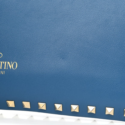 Valentino Garavani Vitello Large Rockstud Zip Wristlet Pouch Blu Delft 11 of 13