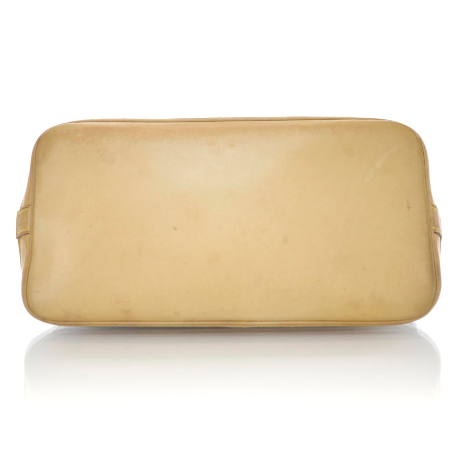 Louis Vuitton Monogram Alma 6 of 9
