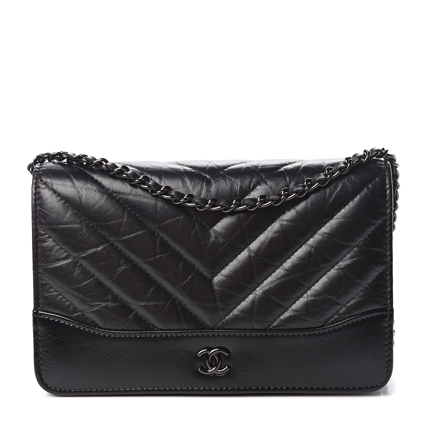 Aged Calfskin Chevron Quilted Gabrielle Wallet On Chain WOC Black