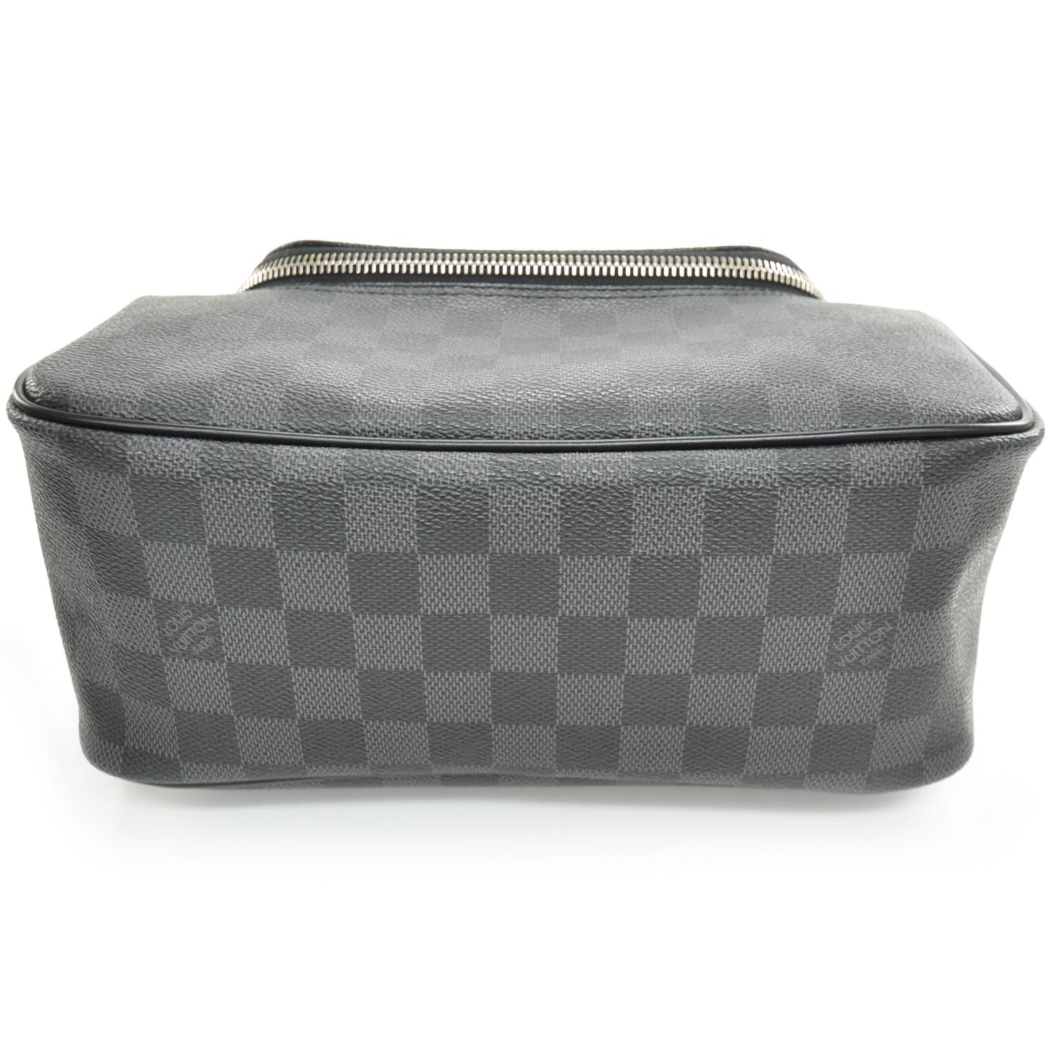 Louis Vuitton Damier Graphite Toiletry Pouch 4 of 7