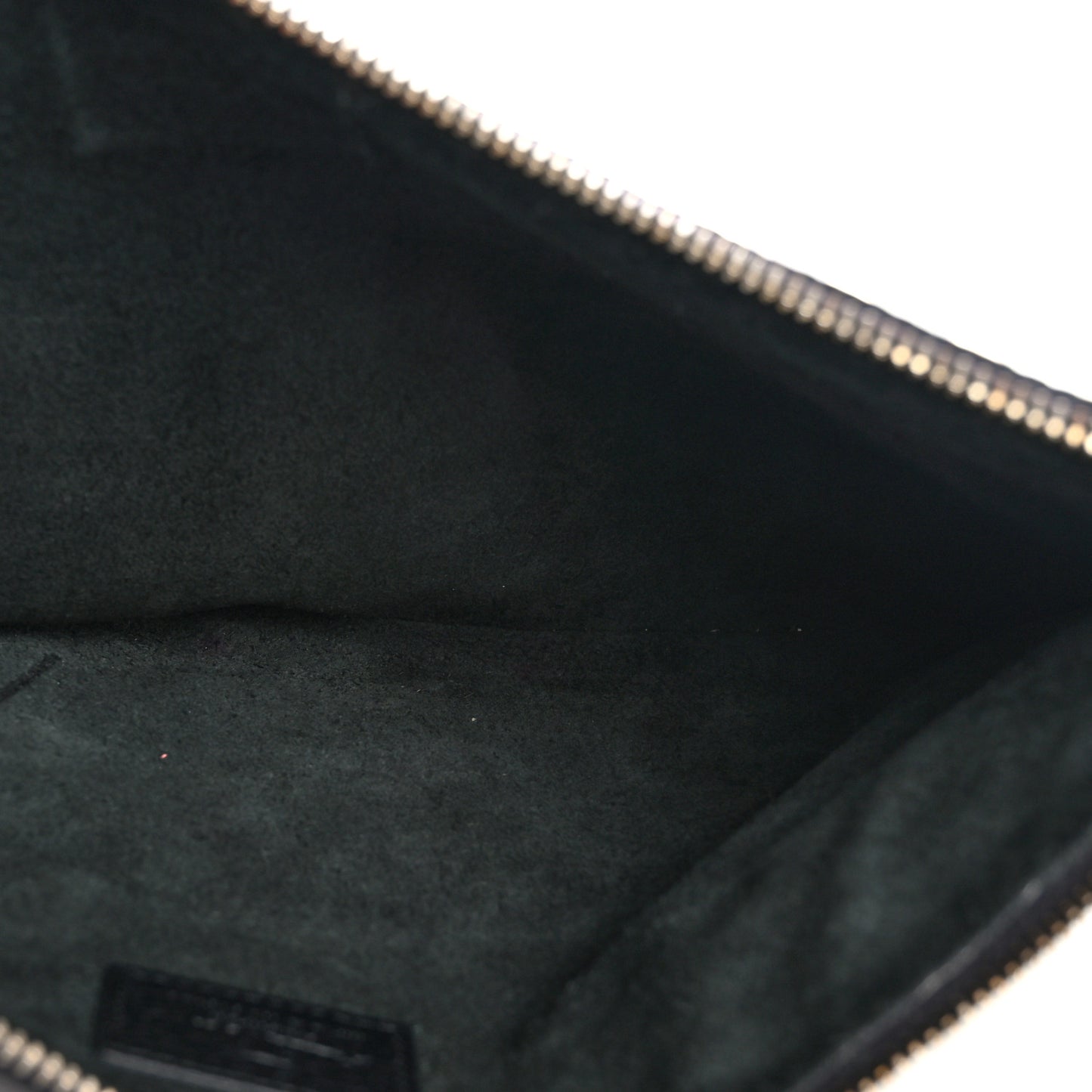 Pebbled Calfskin Large Rockstud Zip Pouch Black