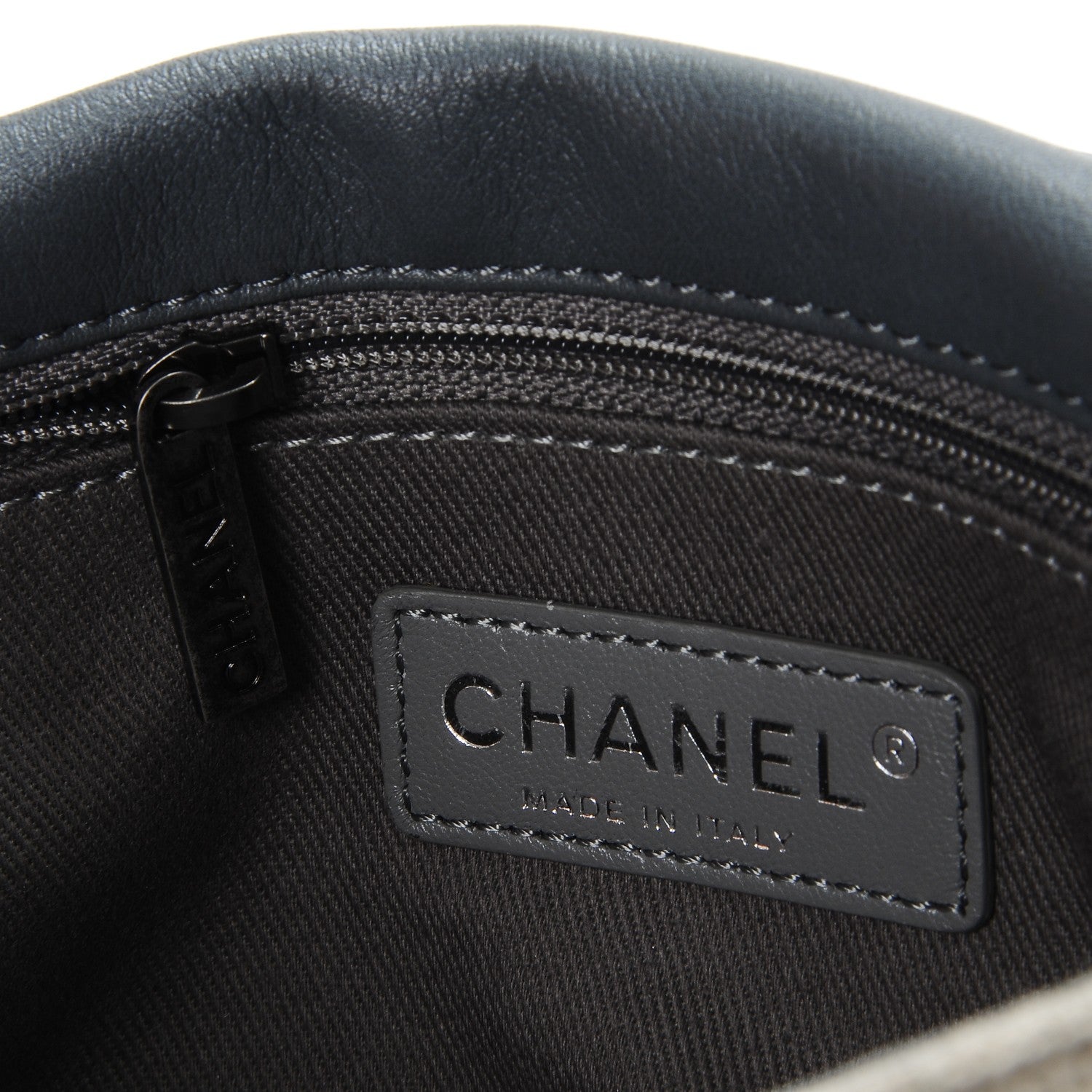 Chanel Canvas Tromp L’Oeil Graffiti Oh My Boy Flap Beige 7 of 9