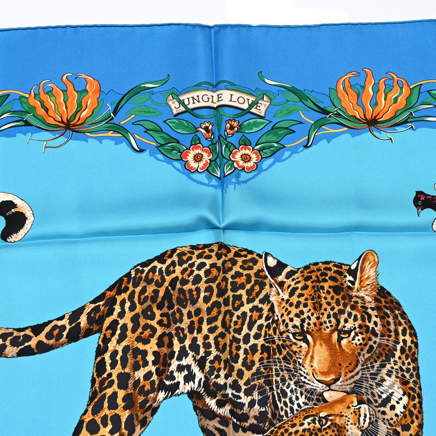 Hermes Silk Jungle Love Scarf 90 1700390 – FASHIONPHILE