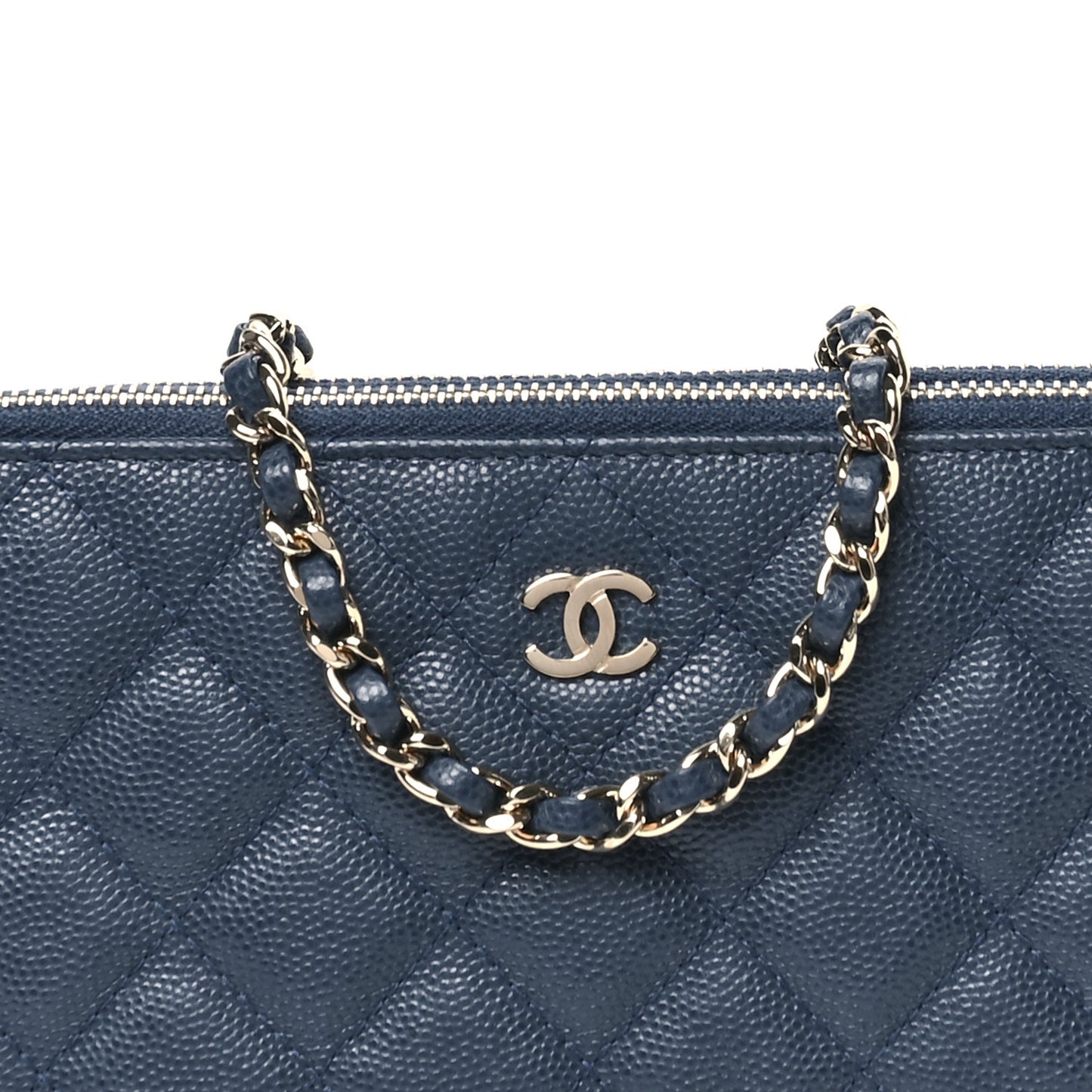 Caviar Quilted Small Clutch With Chain Blue