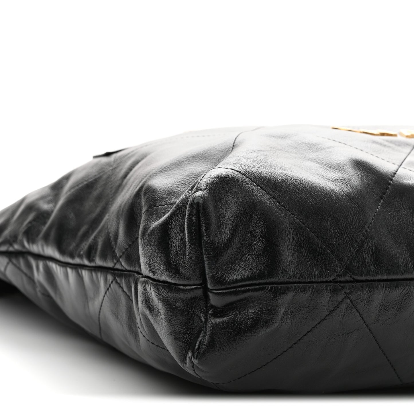 Shiny Calfskin Double Pocket Quilted Chanel 22 Black