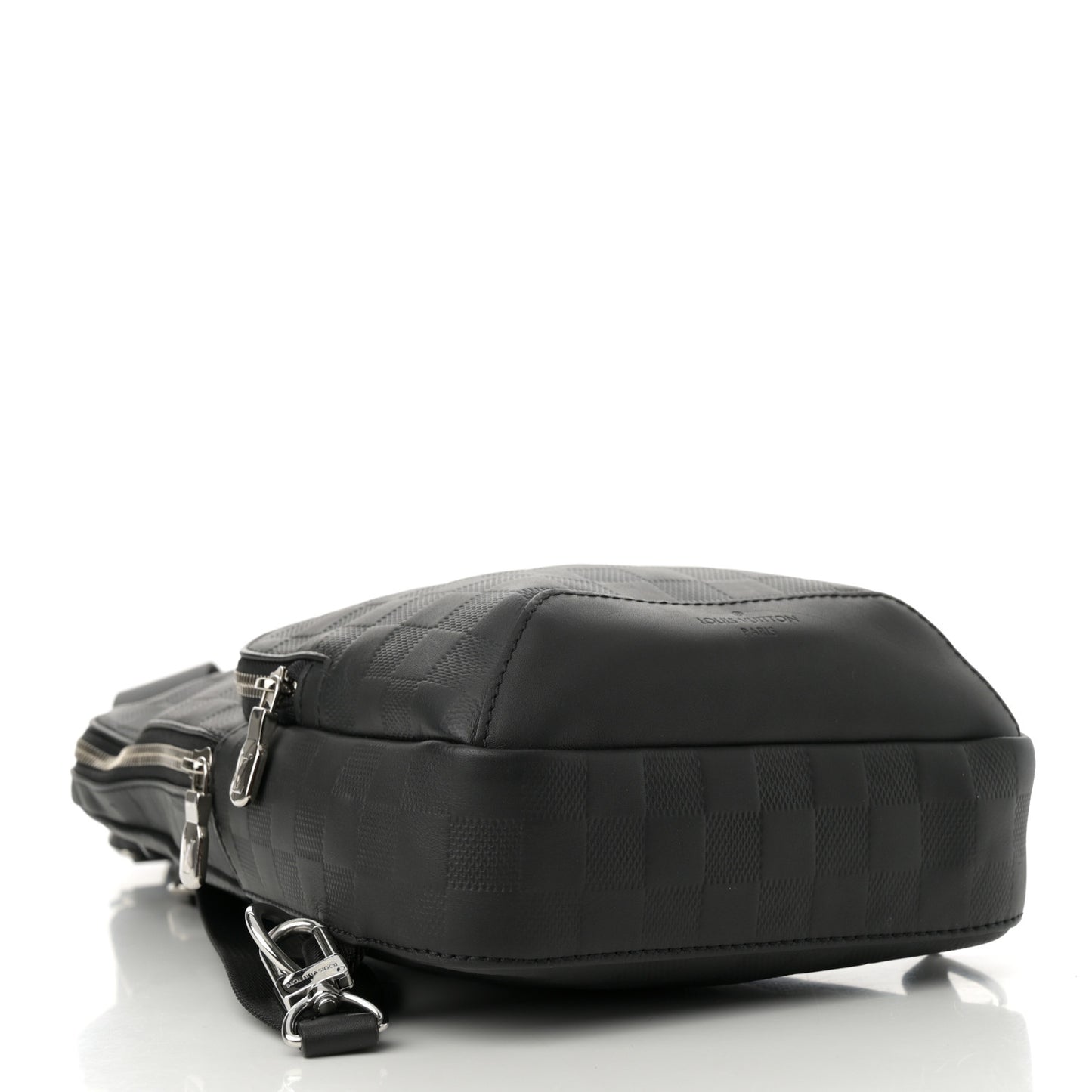 Damier Infini Avenue Sling Bag Onyx
