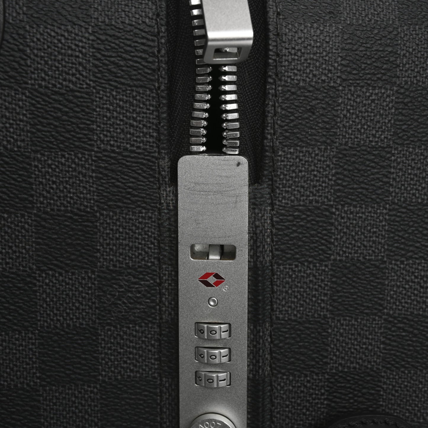 Damier Graphite Horizon 55