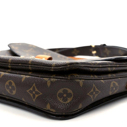 Louis Vuitton Monogram Pochette Metis 23 of 23