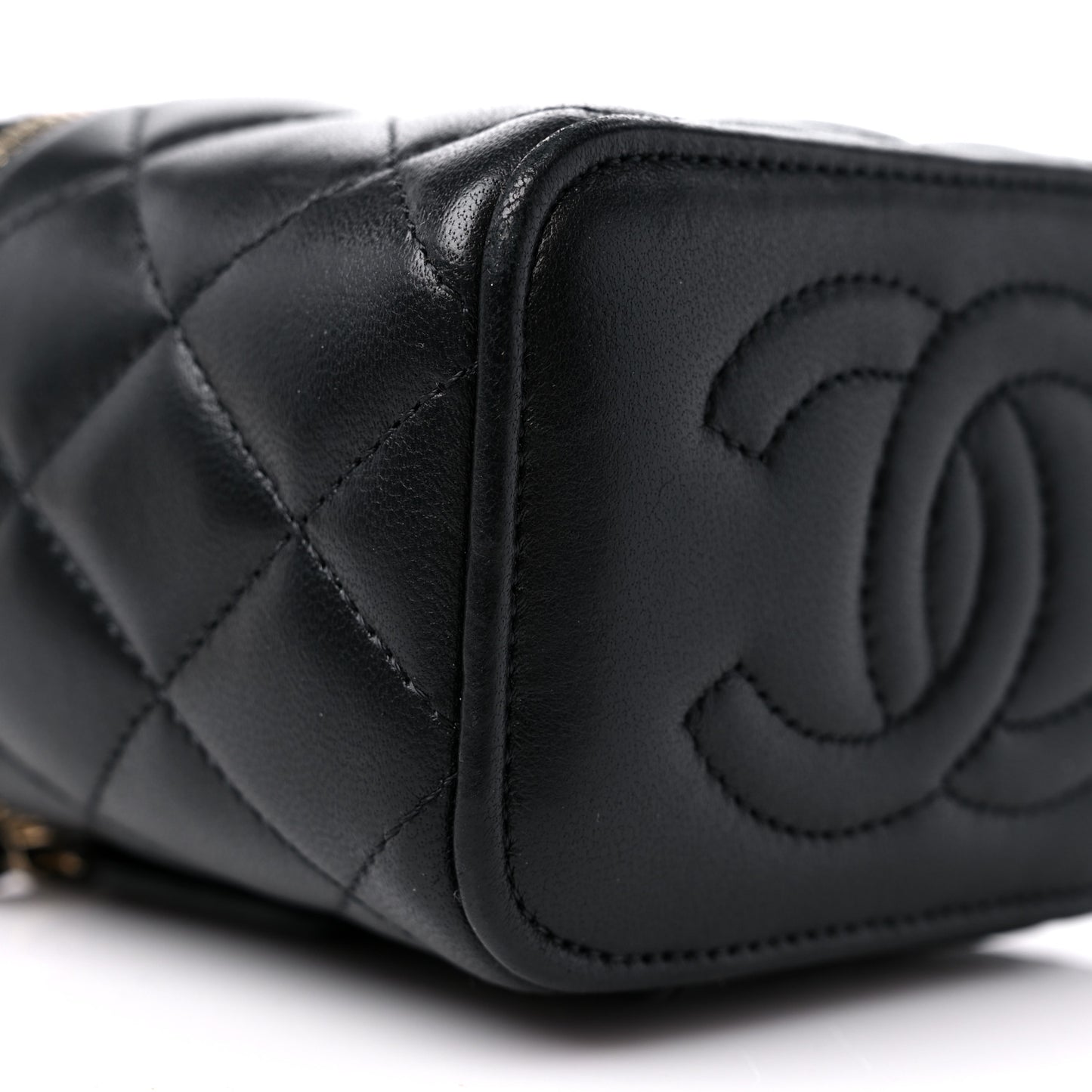 Lambskin Quilted Metal Mini Top Handle Vanity Case With Chain Black
